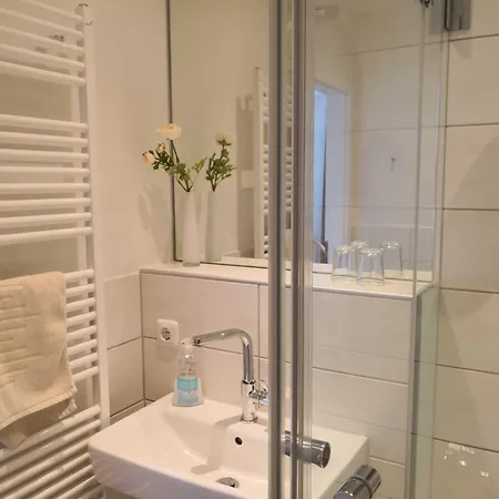 Homestay szállás Gaestehaus _ Strandhalle Ahrenshoop