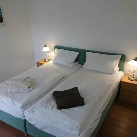 Gaestehaus _ Strandhalle