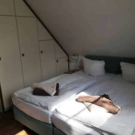 Homestay szállás Gaestehaus _ Strandhalle Ahrenshoop