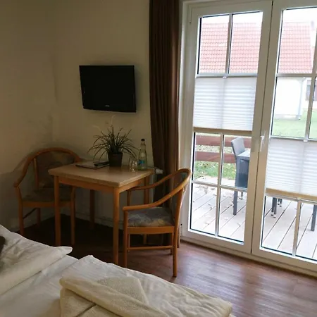 Gaestehaus _ Strandhalle Homestay szállás