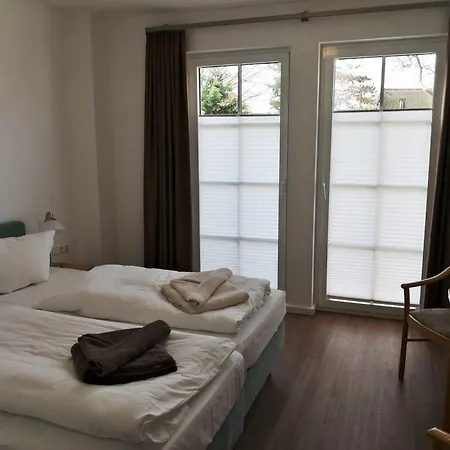 Homestay szállás Gaestehaus _ Strandhalle Ahrenshoop