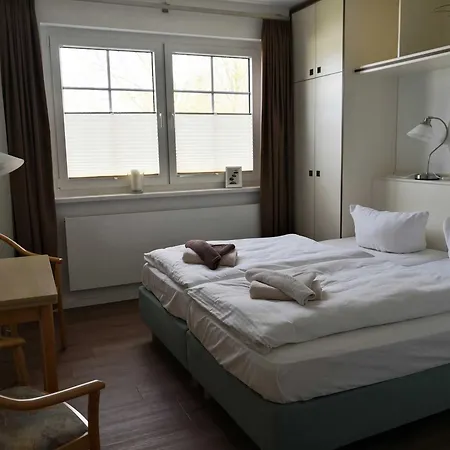 Gaestehaus _ Strandhalle Pansiyon *