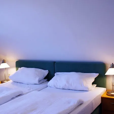 Pansiyon Gaestehaus _ Strandhalle